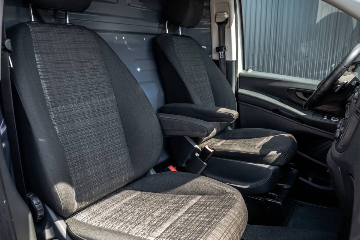 Mercedes-Benz Vito Mercedes-Benz Vito 114 CDI | 136 PK | Automaat | Camera | Cruise | PDC | Zijschuifdeur R+L  | Airco