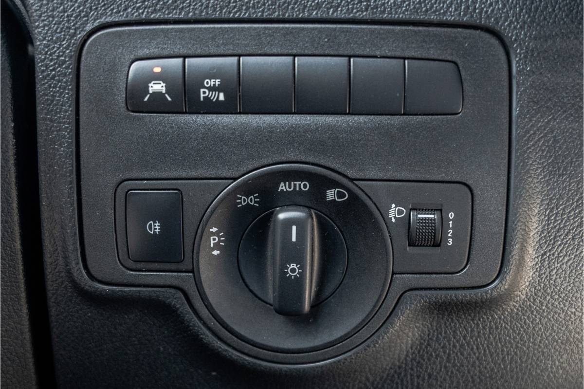 Mercedes-Benz Vito Mercedes-Benz Vito 114 CDI | 136 PK | Automaat | Camera | Cruise | PDC | Zijschuifdeur R+L  | Airco