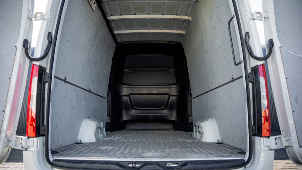 Mercedes-Benz Sprinter Mercedes-Benz Sprinter 516 CDI L3H2 | 7-Zits | 3.5T Trekgwicht | Automaat | Camera | Mbux | Climatronic | Trekhaak