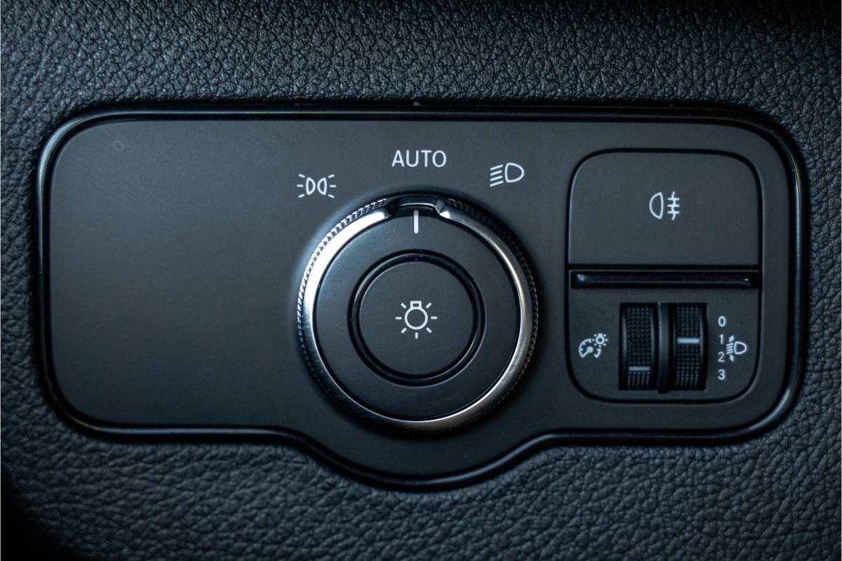 Mercedes-Benz Sprinter Mercedes-Benz Sprinter 516 CDI L3H2 | 7-Zits | 3.5T Trekgwicht | Automaat | Camera | Mbux | Climatronic | Trekhaak