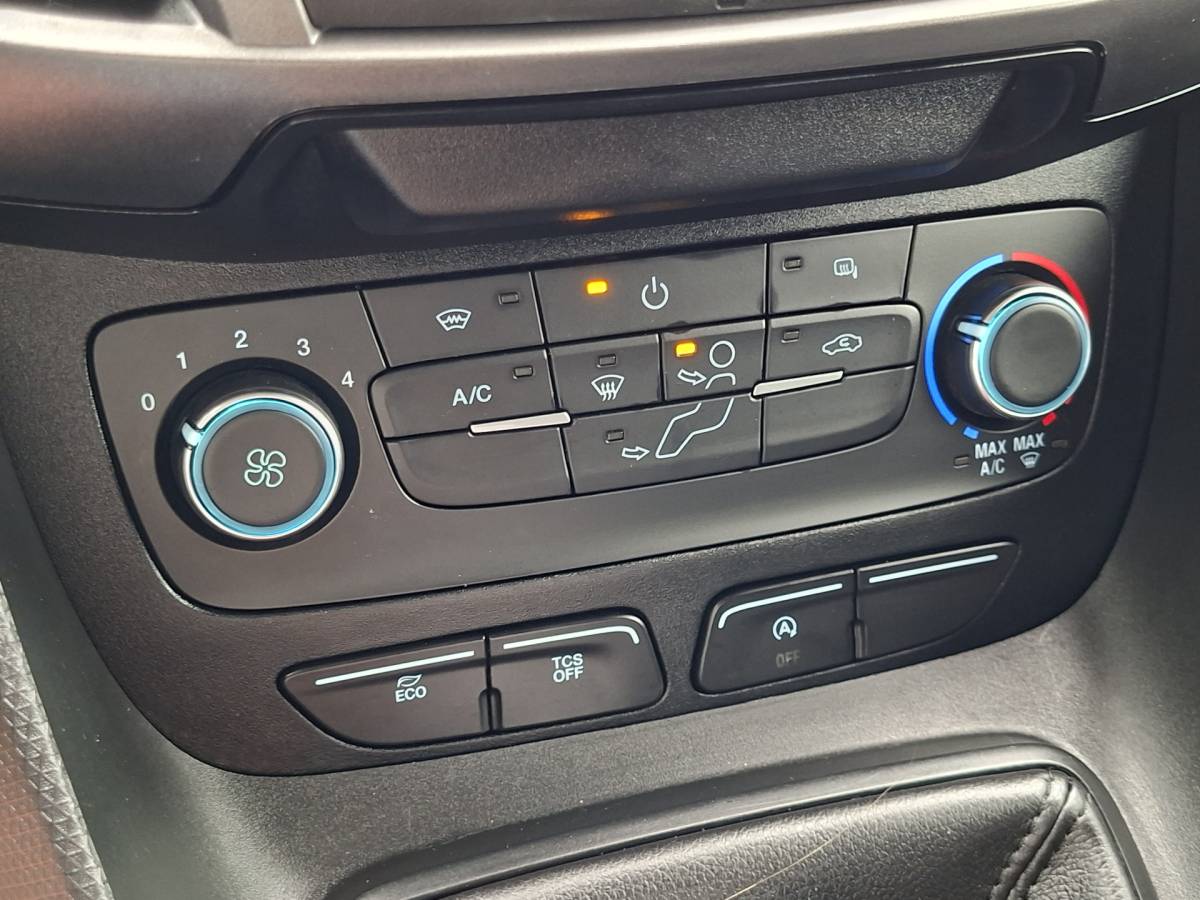 Ford Transit Connect Ford Transit Connect 1.5 EcoBlue L1 Trend Trekhaak Cruise Airco Orig.NL Voll.Onderhouden!