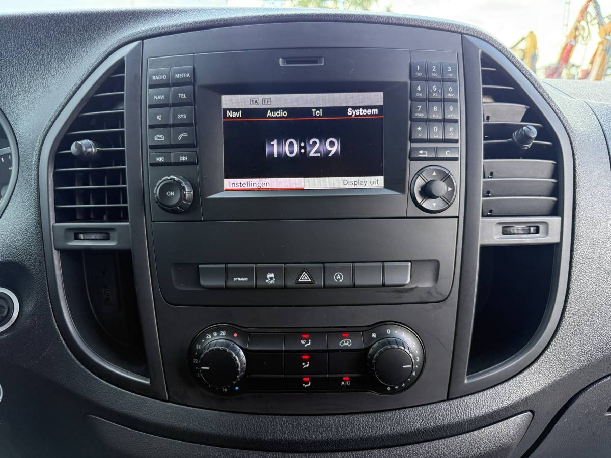 Mercedes-Benz Vito Mercedes-Benz Vito 119 1.9 CDI 190pk Automaat L2H1 LED Cruise Control Climate Control Trekhaak