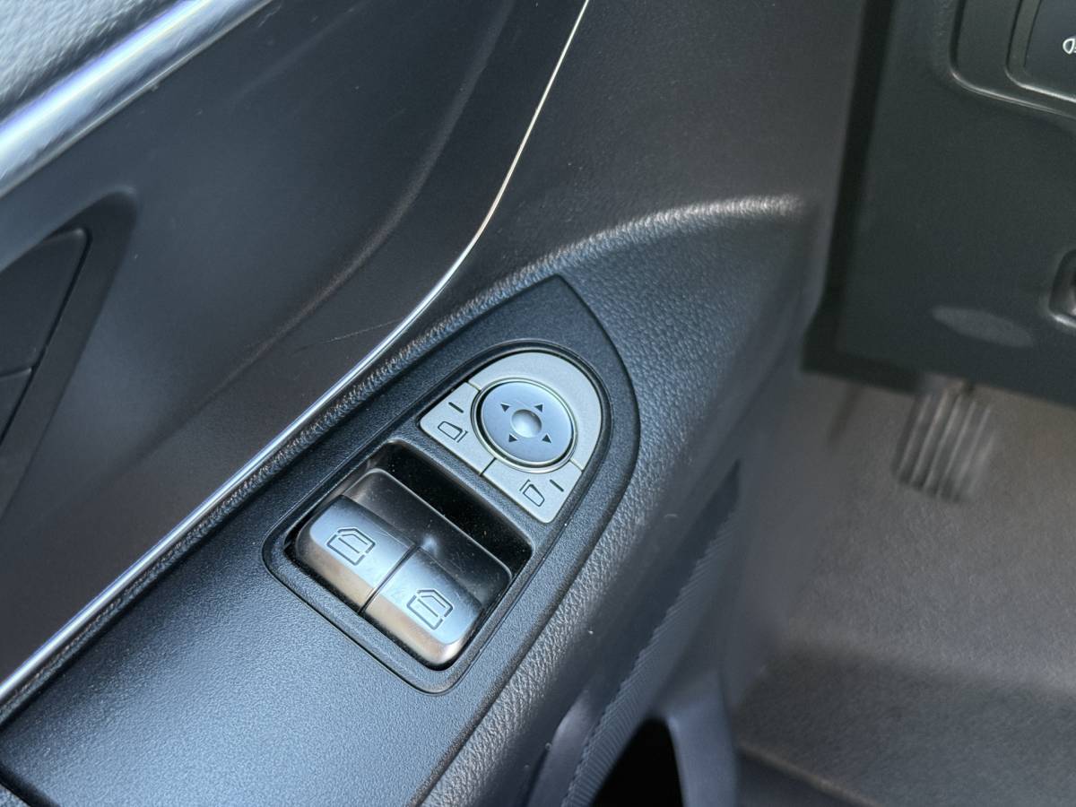 Mercedes-Benz Vito Mercedes-Benz Vito 119 1.9 CDI 190pk Automaat L2H1 LED Cruise Control Climate Control Trekhaak