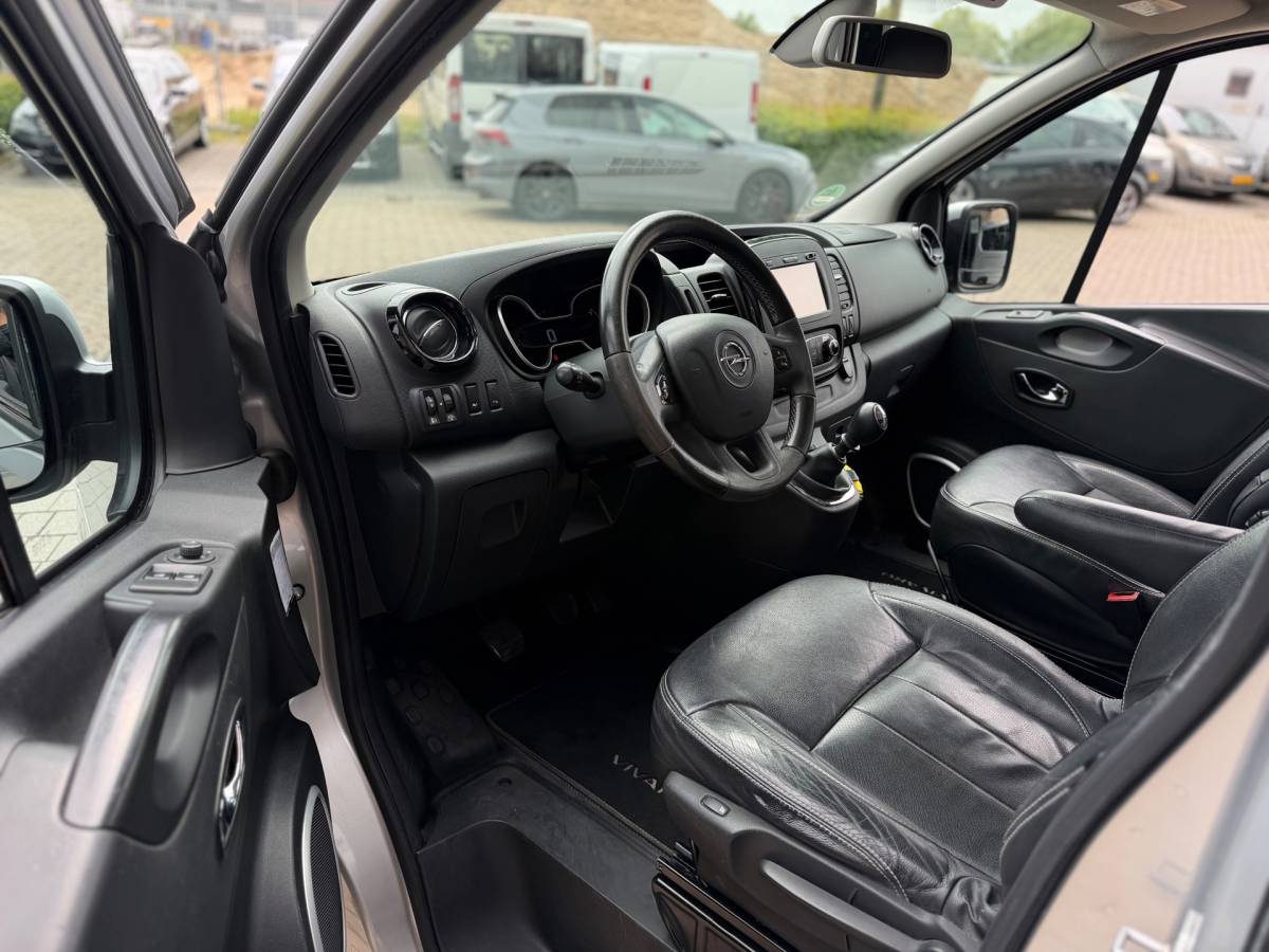 Opel Vivaro Opel Vivaro 1.6 CDTI L2H1 DC Innovation EcoFlex Dubbele Cabine Dubbele Schuifdeuren Airco Navi Keyless Entry Elk.Ramen Cruise Leer