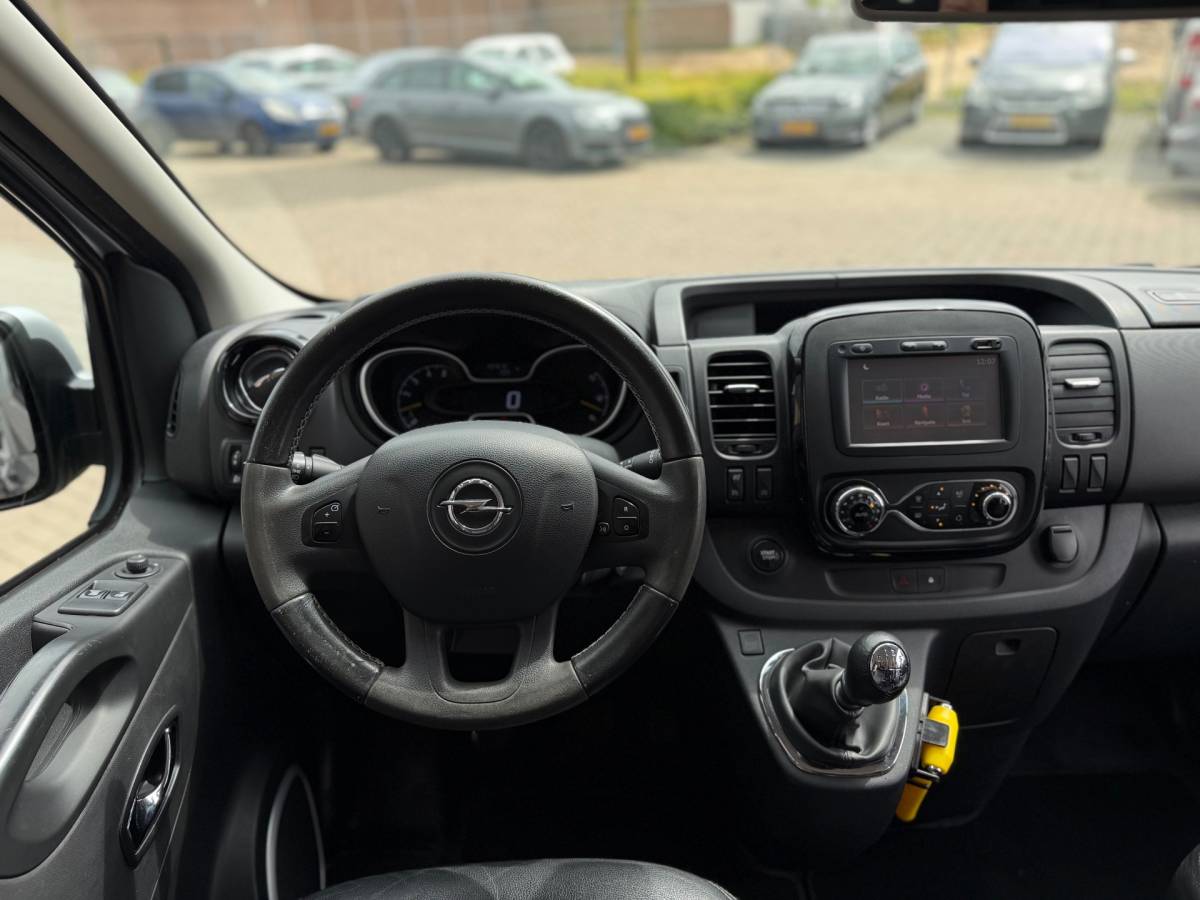 Opel Vivaro Opel Vivaro 1.6 CDTI L2H1 DC Innovation EcoFlex Dubbele Cabine Dubbele Schuifdeuren Airco Navi Keyless Entry Elk.Ramen Cruise Leer