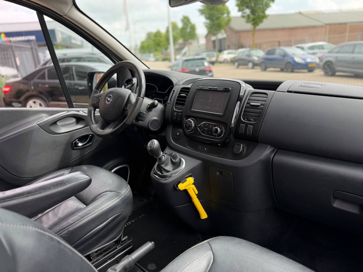 Opel Vivaro Opel Vivaro 1.6 CDTI L2H1 DC Innovation EcoFlex Dubbele Cabine Dubbele Schuifdeuren Airco Navi Keyless Entry Elk.Ramen Cruise Leer