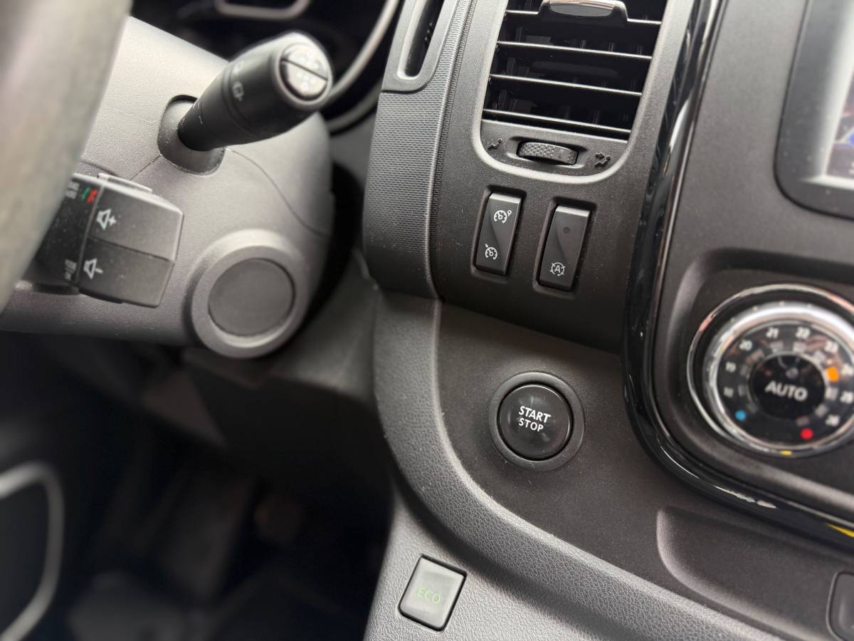 Opel Vivaro Opel Vivaro 1.6 CDTI L2H1 DC Innovation EcoFlex Dubbele Cabine Dubbele Schuifdeuren Airco Navi Keyless Entry Elk.Ramen Cruise Leer