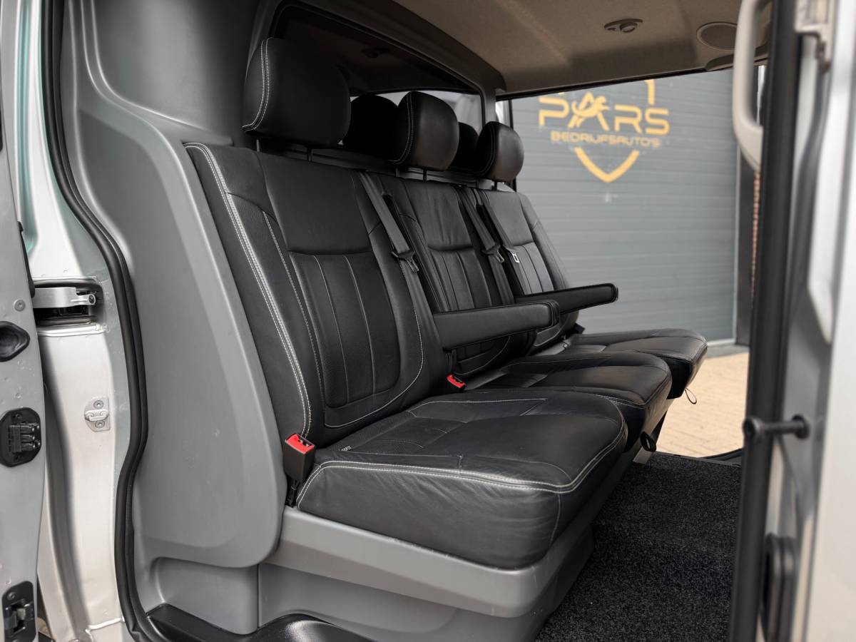 Opel Vivaro Opel Vivaro 1.6 CDTI L2H1 DC Innovation EcoFlex Dubbele Cabine Dubbele Schuifdeuren Airco Navi Keyless Entry Elk.Ramen Cruise Leer