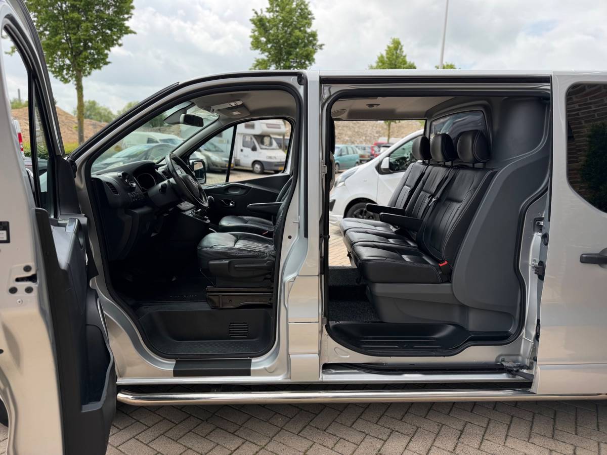 Opel Vivaro Opel Vivaro 1.6 CDTI L2H1 DC Innovation EcoFlex Dubbele Cabine Dubbele Schuifdeuren Airco Navi Keyless Entry Elk.Ramen Cruise Leer
