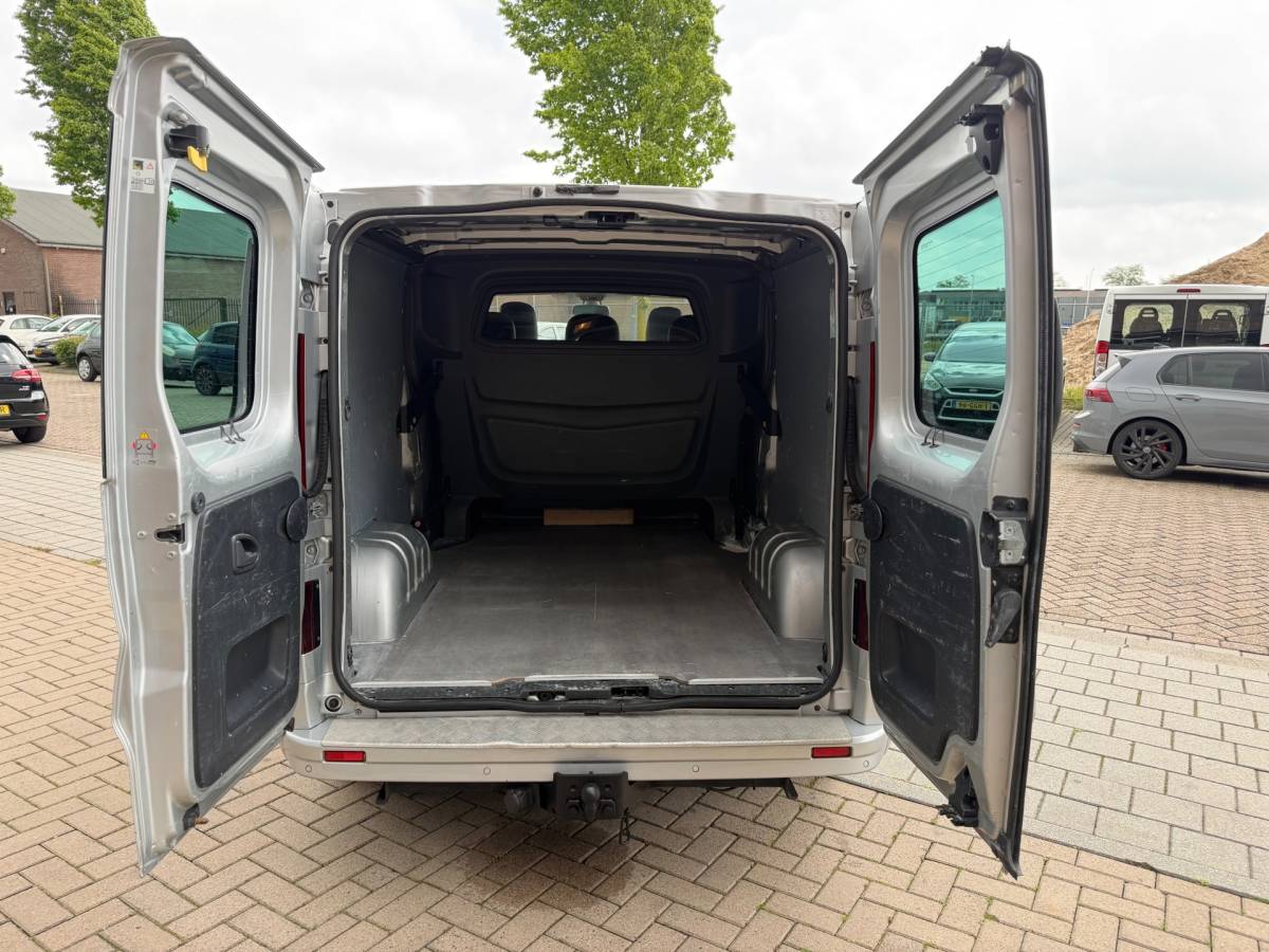 Opel Vivaro Opel Vivaro 1.6 CDTI L2H1 DC Innovation EcoFlex Dubbele Cabine Dubbele Schuifdeuren Airco Navi Keyless Entry Elk.Ramen Cruise Leer
