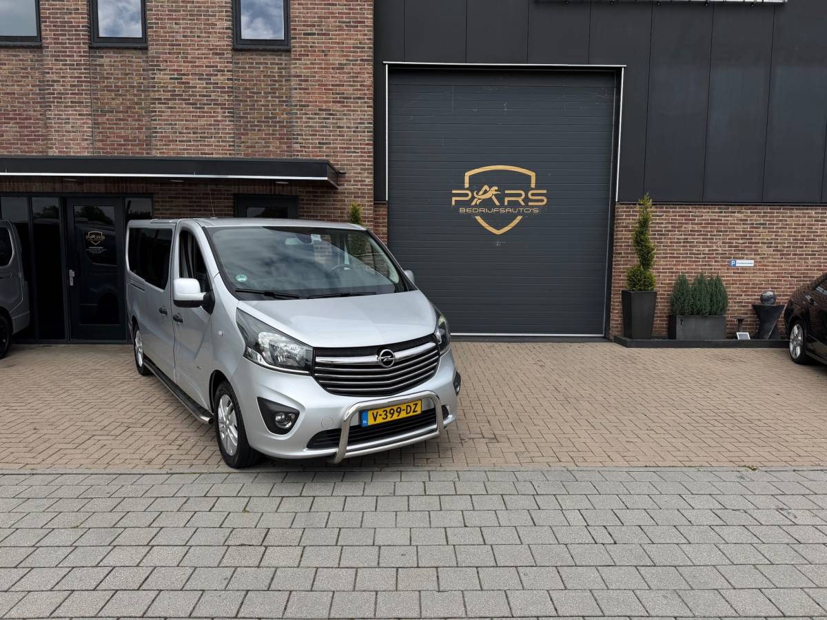Opel Vivaro Opel Vivaro 1.6 CDTI L2H1 DC Innovation EcoFlex Dubbele Cabine Dubbele Schuifdeuren Airco Navi Keyless Entry Elk.Ramen Cruise Leer