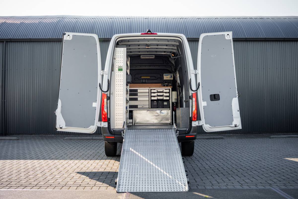 Mercedes-Benz Sprinter Mercedes-Benz Sprinter 311 CDI RWD L2H2 | | Volledig Ingericht | Mbux | Camera | Climatronic