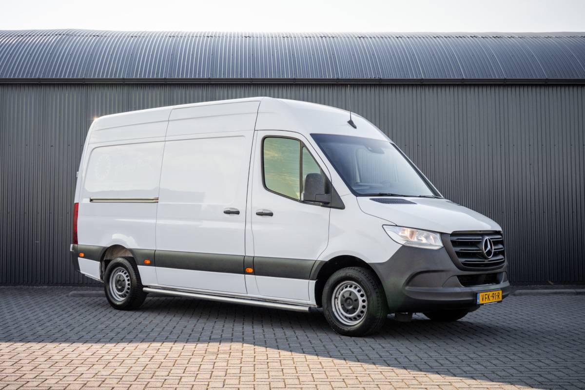 Mercedes-Benz Sprinter Mercedes-Benz Sprinter 311 CDI RWD L2H2 | | Volledig Ingericht | Mbux | Camera | Climatronic