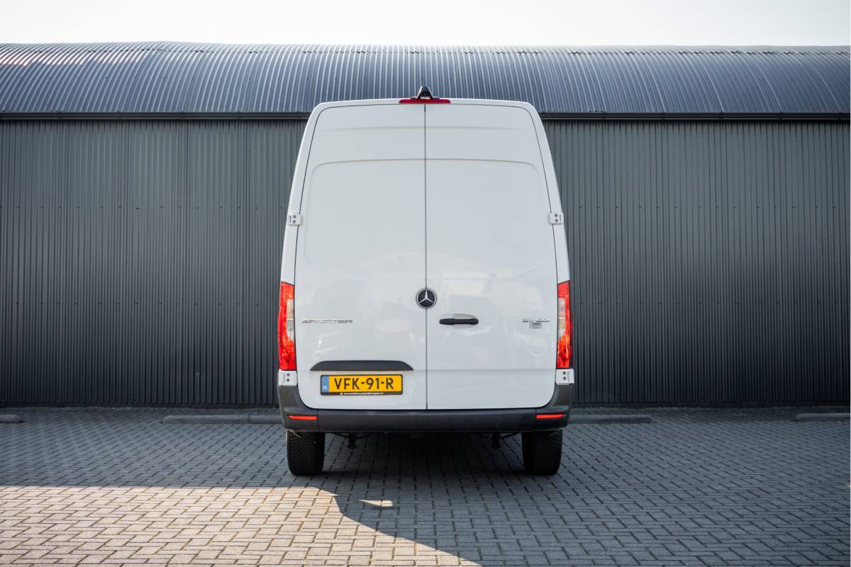Mercedes-Benz Sprinter Mercedes-Benz Sprinter 311 CDI RWD L2H2 | | Volledig Ingericht | Mbux | Camera | Climatronic