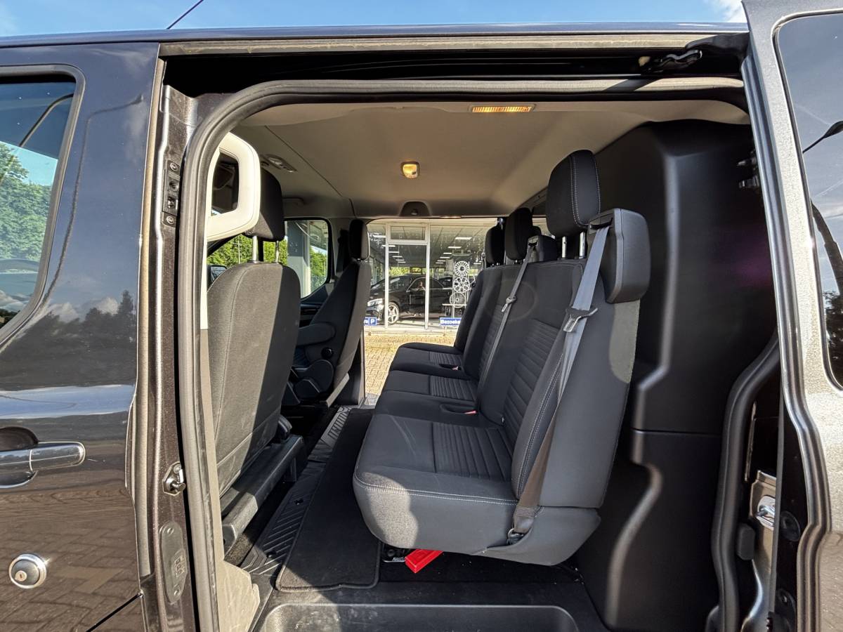 Ford Transit Custom Ford Transit Custom 300 2.0 TDCI L2H1 Limited DC