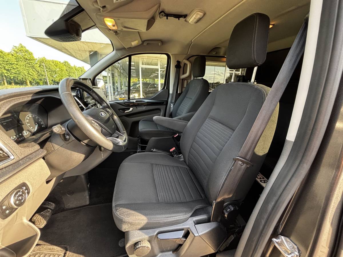 Ford Transit Custom Ford Transit Custom 300 2.0 TDCI L2H1 Limited DC