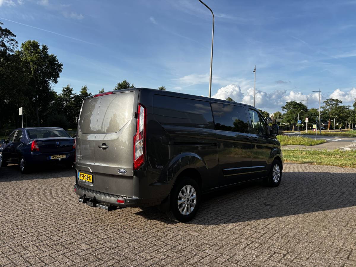 Ford Transit Custom Ford Transit Custom 300 2.0 TDCI L2H1 Limited DC