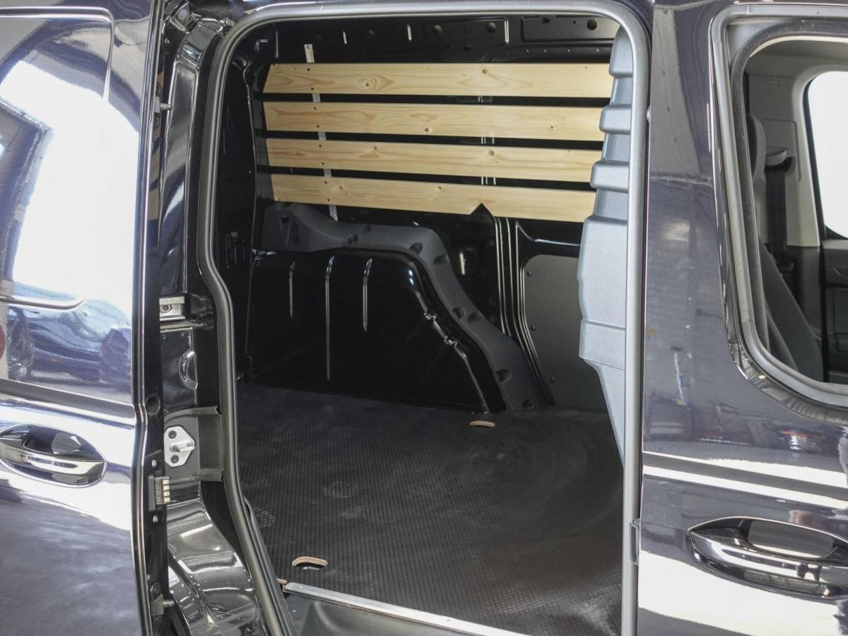 Volkswagen Caddy Volkswagen Caddy Cargo 2.0 TDI 122pk Style Automaat Navigatie App Connect Airco Camera Bluetooth Cruise Control Adaptive Trekhaak