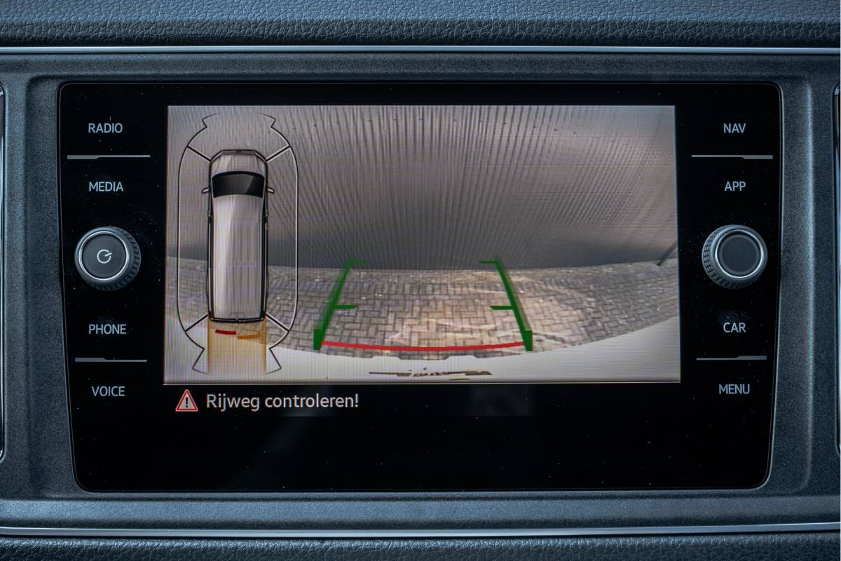 Volkswagen Crafter Volkswagen Crafter 2.0 TDI L4H3 | 177 PK | Automaat | LED | Camera | Carplay | Cruise | PDC | Airco | Trekhaak