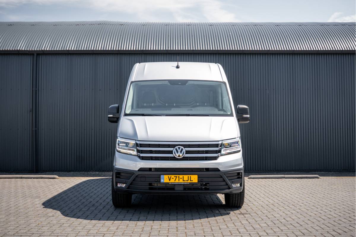 Volkswagen Crafter Volkswagen Crafter 2.0 TDI L4H3 | 177 PK | Automaat | LED | Camera | Carplay | Cruise | PDC | Airco | Trekhaak