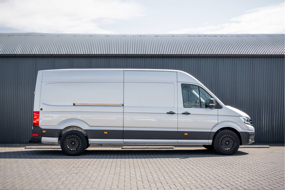 Volkswagen Crafter Volkswagen Crafter 2.0 TDI L4H3 | 177 PK | Automaat | LED | Camera | Carplay | Cruise | PDC | Airco | Trekhaak
