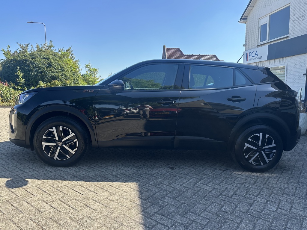 Peugeot 2008 Peugeot 2008 1.2 Hybrid Style 136 PK | CarPlay | Climate | Parkeersensoren |