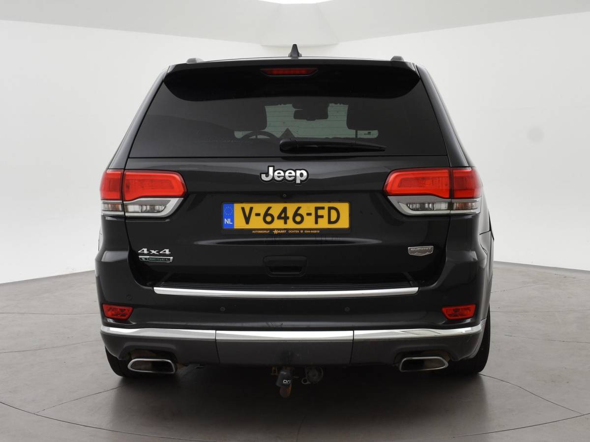 Jeep Grand Cherokee Jeep Grand Cherokee 3.0 CRD 250 PK SUMMIG GRIJS KENTEKEN ROETFILTER EN LUCHTVERING STORING