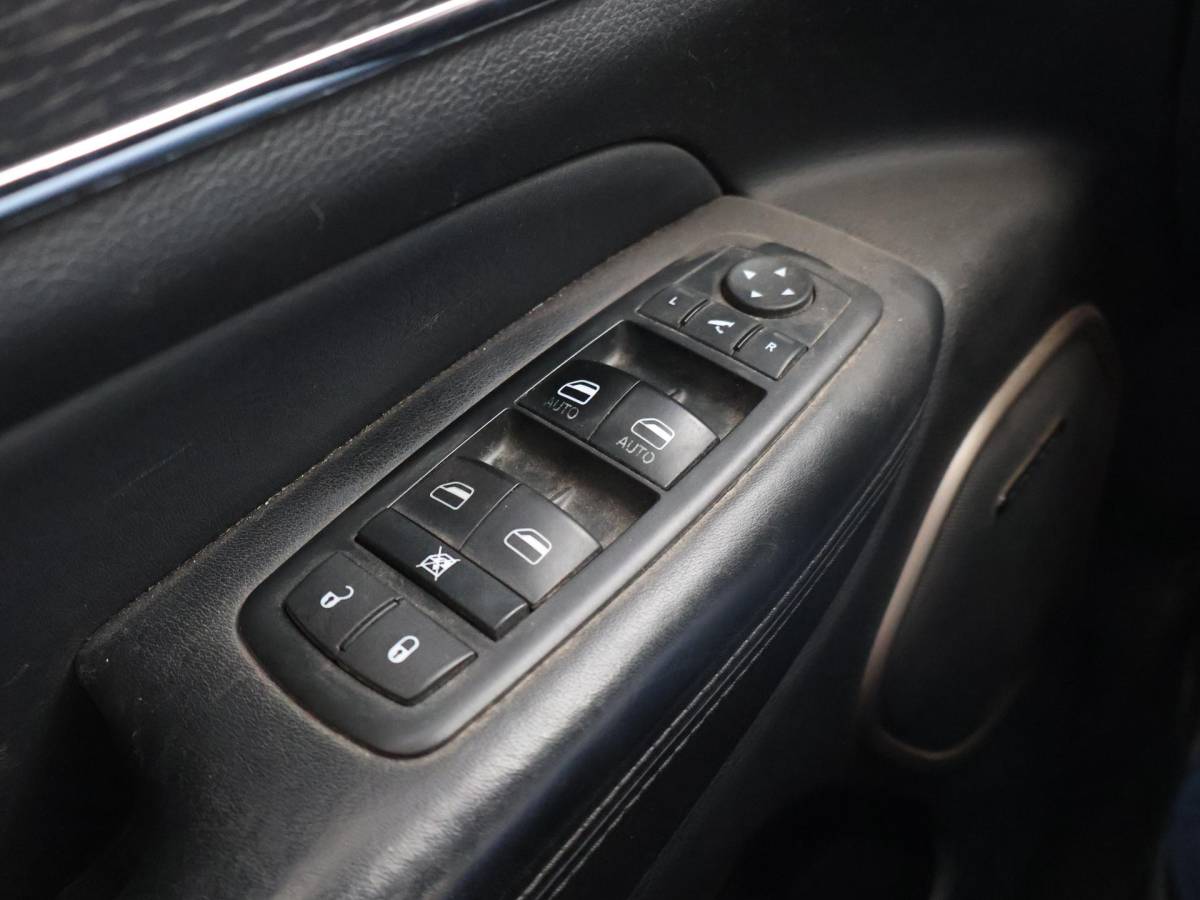 Jeep Grand Cherokee Jeep Grand Cherokee 3.0 CRD 250 PK SUMMIG GRIJS KENTEKEN ROETFILTER EN LUCHTVERING STORING