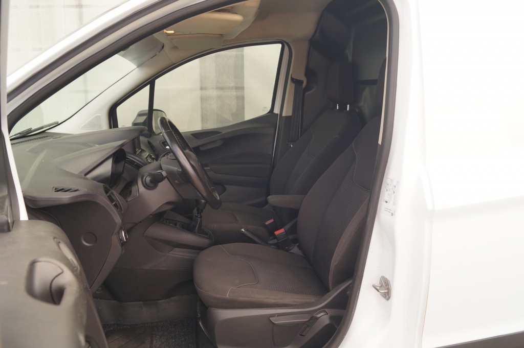 Ford Transit Courier Ford Transit Courier 1.5 TDCI Trend -AIRCO-DAB-TREKHAAK-
