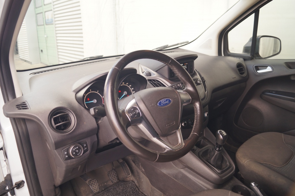 Ford Transit Courier Ford Transit Courier 1.5 TDCI Trend -AIRCO-DAB-TREKHAAK-