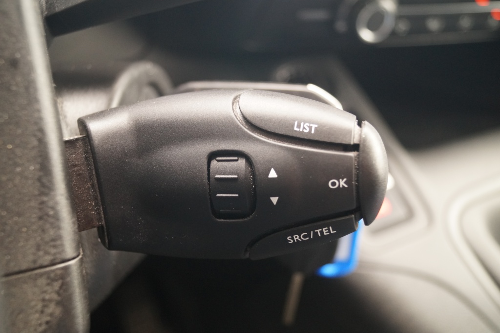 Citroën Berlingo Citroen Berlingo 1.5 BlueHDI Club -AIRCO-CARPLAY-TREKHAAK-