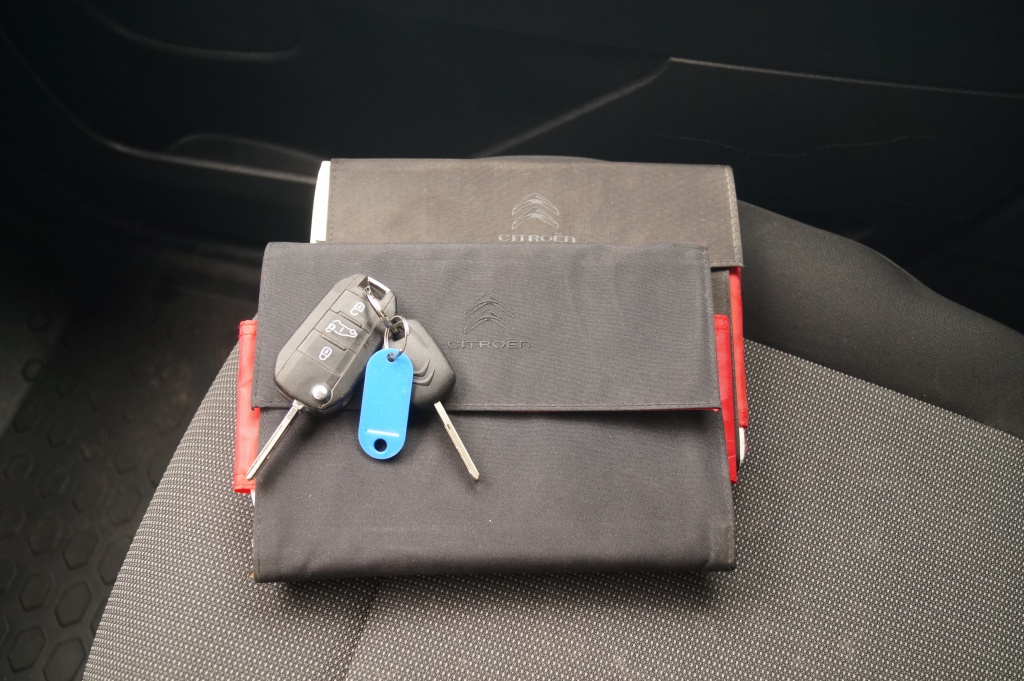 Citroën Berlingo Citroen Berlingo 1.5 BlueHDI Club -AIRCO-CARPLAY-TREKHAAK-