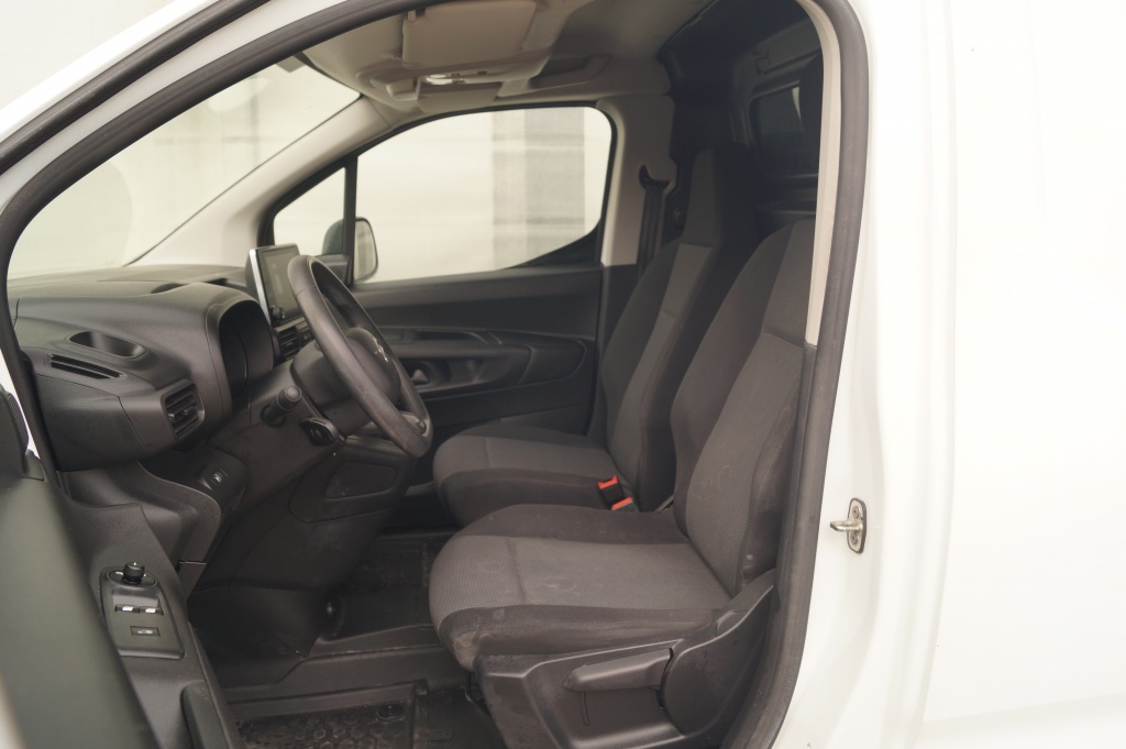 Citroën Berlingo Citroen Berlingo 1.5 BlueHDI Club -AIRCO-CARPLAY-TREKHAAK-