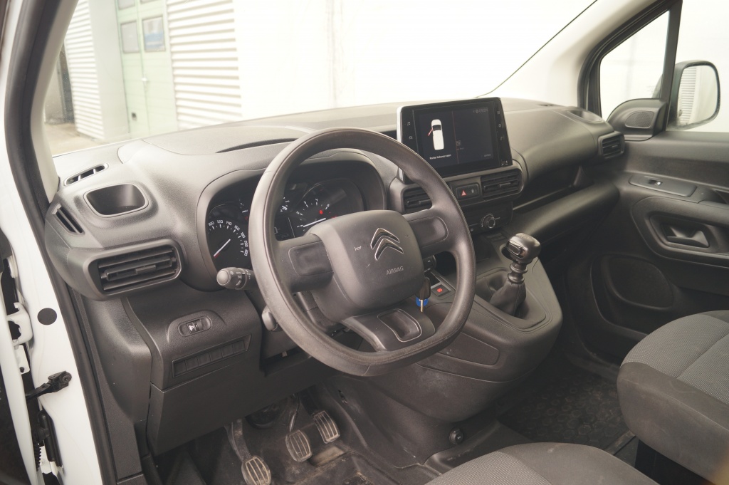 Citroën Berlingo Citroen Berlingo 1.5 BlueHDI Club -AIRCO-CARPLAY-TREKHAAK-