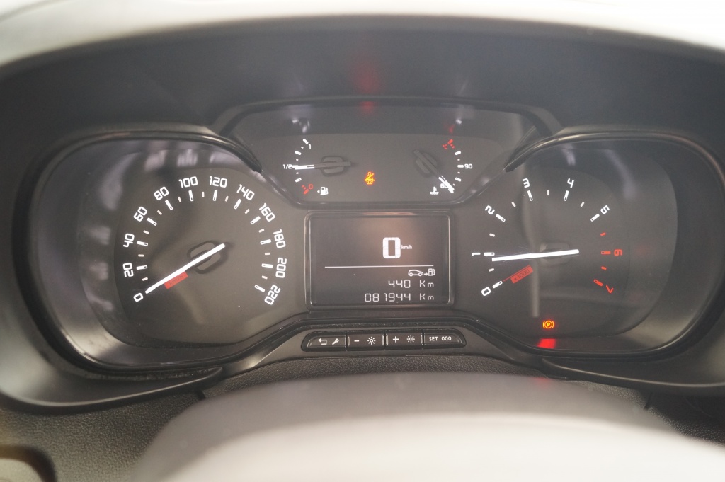 Citroën Berlingo Citroen Berlingo 1.5 BlueHDI Club -AIRCO-CARPLAY-TREKHAAK-