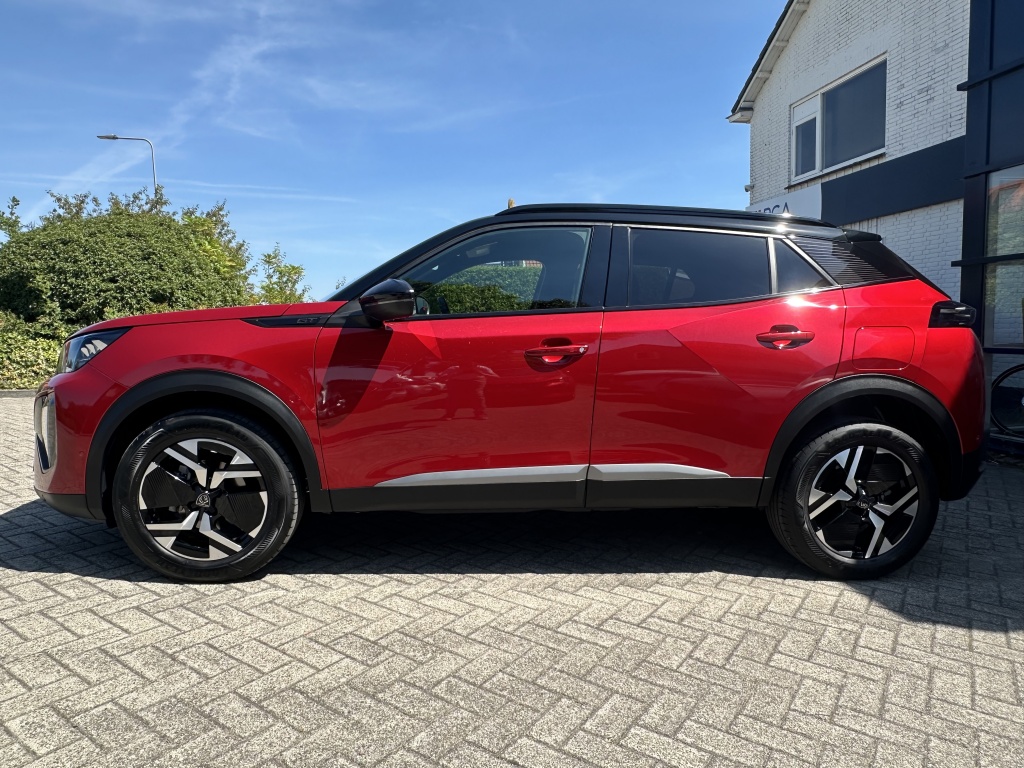 Peugeot 2008 Peugeot 2008 1.2 GT 130 PK Automaat | Alcantara | Stoelmassage |