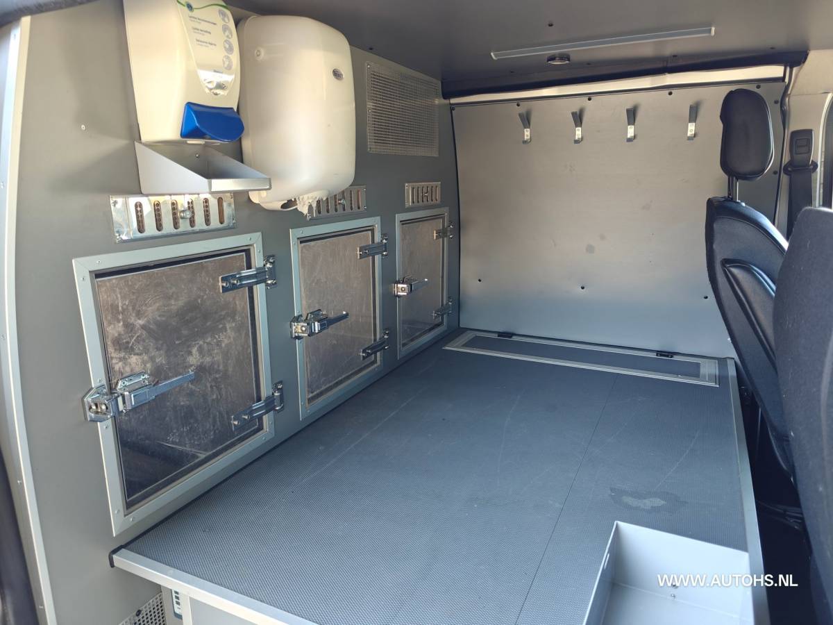 Citroën Jumpy Citroen Jumpy 2.0 BlueHDI 180 PK Automaat , Hondenvervoer ,Apk Aug 2027 , 1e eig. Ex overheid, Euro 6