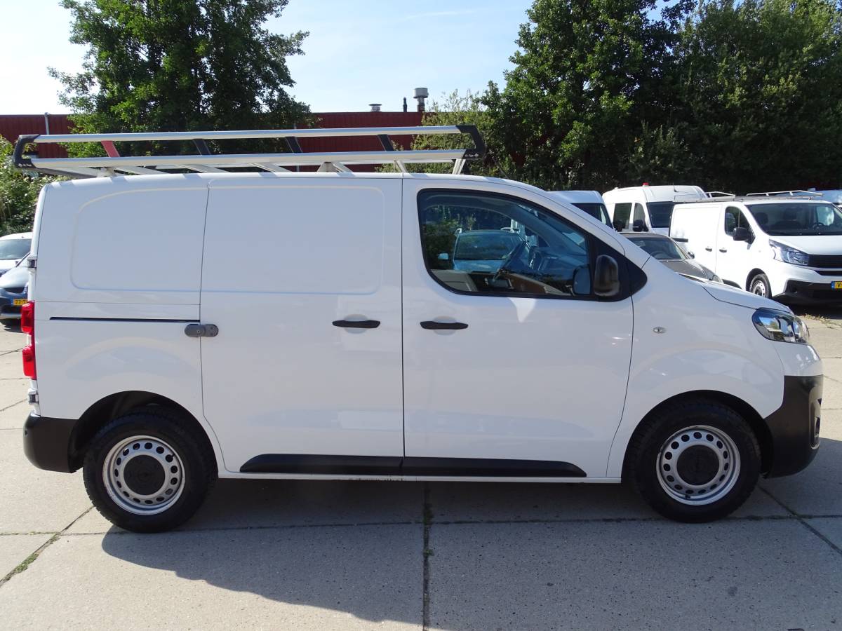 Opel Vivaro Opel Vivaro 2.0 CDTI L1H1 Imperiaal + Trekhaak