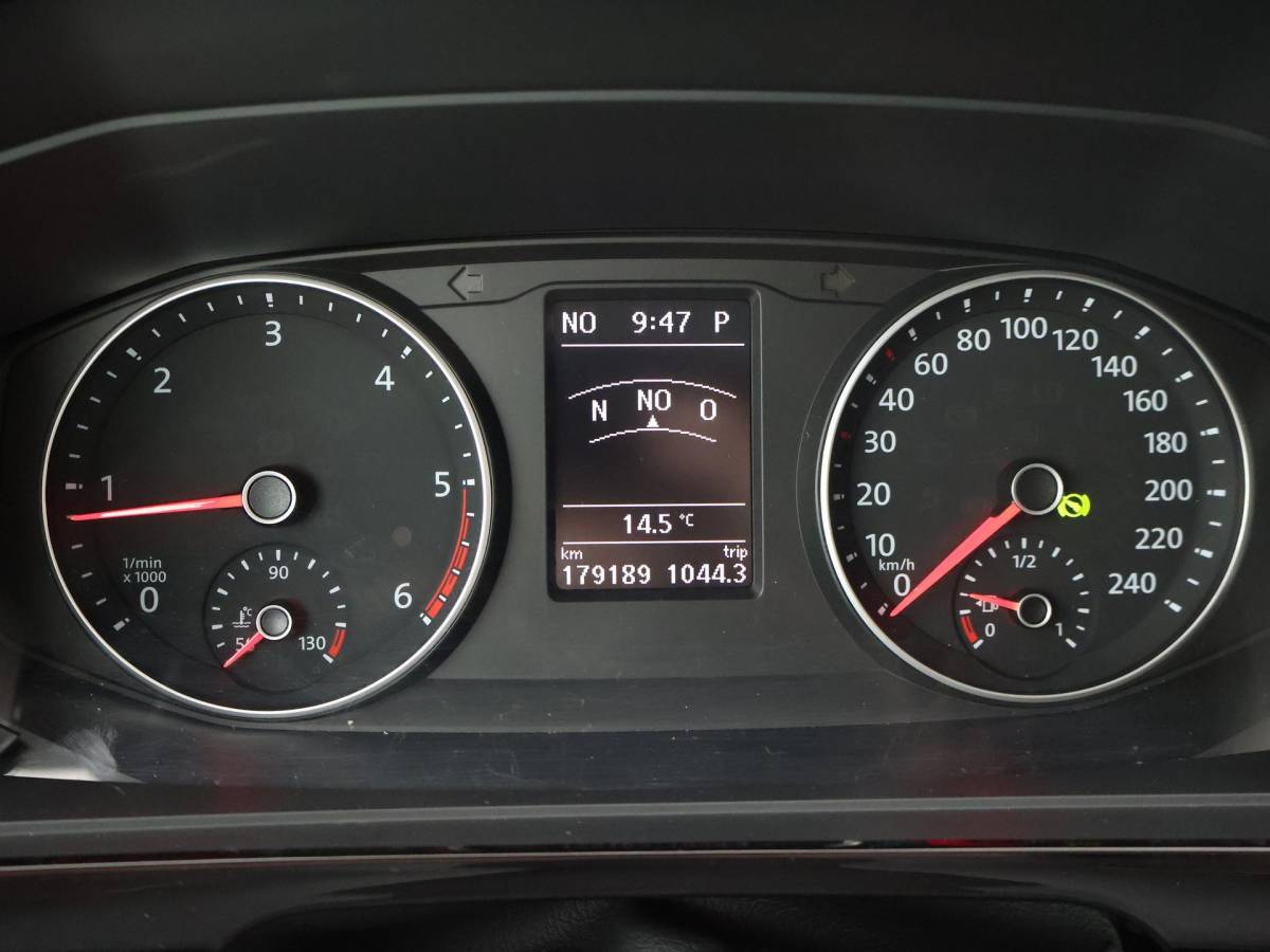 Volkswagen Transporter Volkswagen Transporter CARAVELLE 2.0 TDI 204 PK DSG DUBBEL CABINE + CAMERA | CARPLAY | LEDER | 18 INCH | LED | STOELVERWARMING