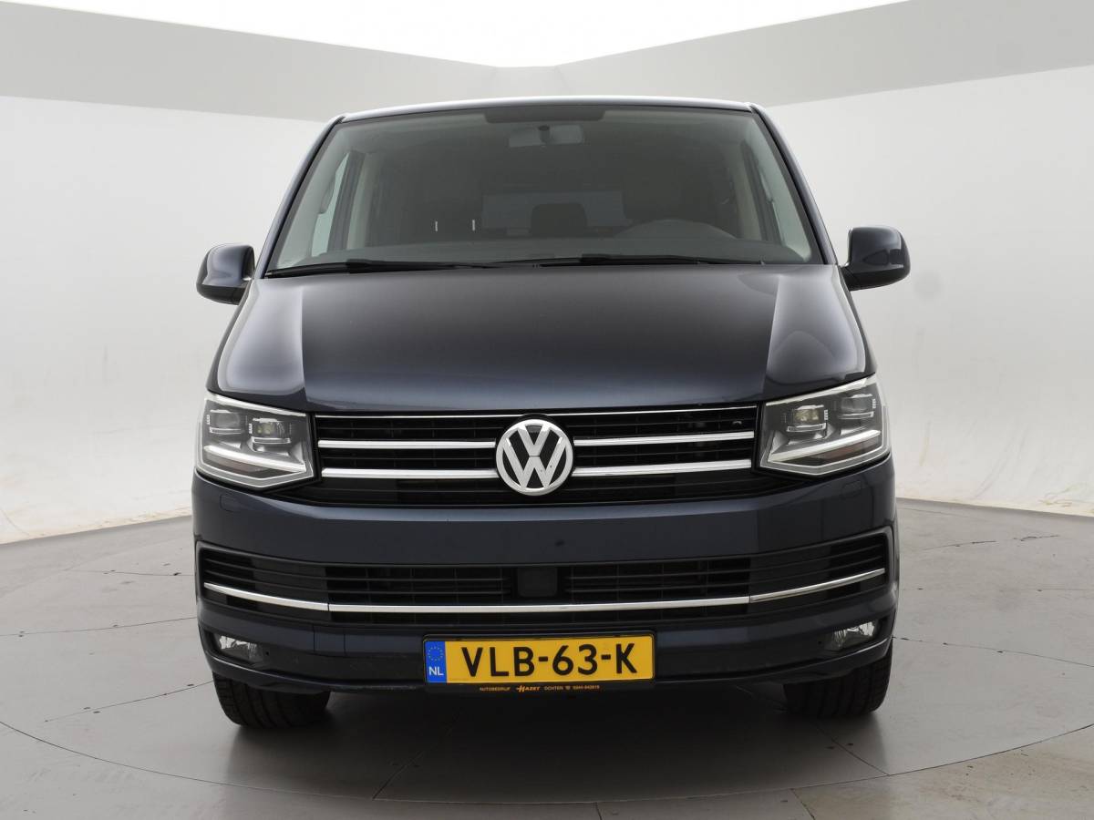Volkswagen Transporter Volkswagen Transporter CARAVELLE 2.0 TDI 204 PK DSG DUBBEL CABINE + CAMERA | CARPLAY | LEDER | 18 INCH | LED | STOELVERWARMING