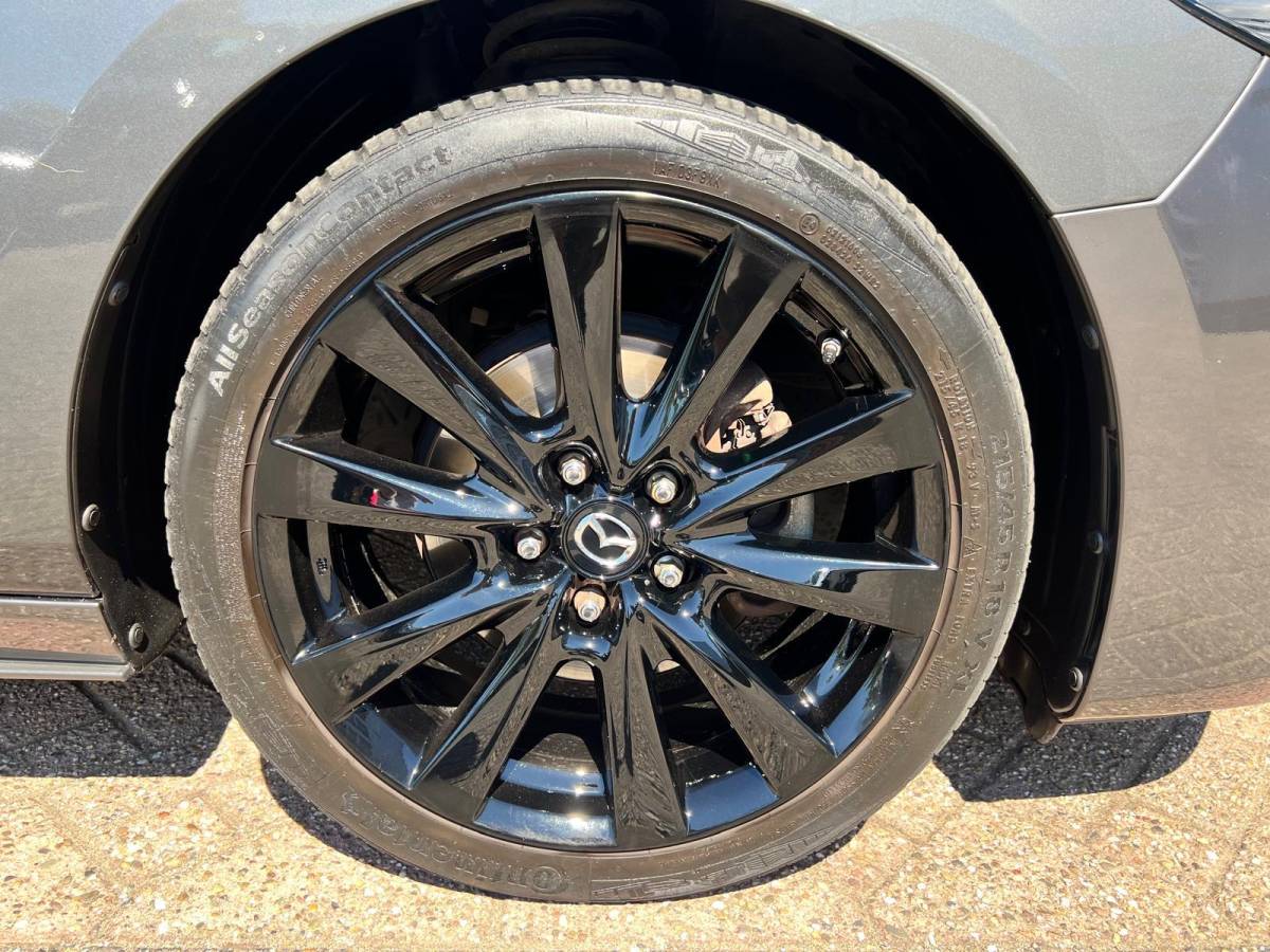 Mazda 3 Mazda 3 2.0 e-SkyActiv-G M Hybrid 122 Luxury |18″LM VELGEN | A.CAMERA | LEDER | Bose AUDIO | HEAD-UP DISPLAY | ADAPTIVE CRUISE | APPLE CARPLAY/ANDROID AUTO | NED.AUTO |
