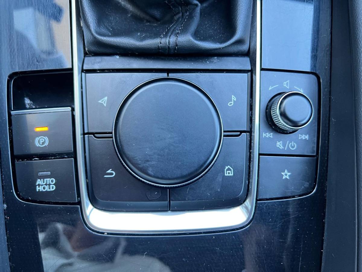 Mazda 3 Mazda 3 2.0 e-SkyActiv-G M Hybrid 122 Luxury |18″LM VELGEN | A.CAMERA | LEDER | Bose AUDIO | HEAD-UP DISPLAY | ADAPTIVE CRUISE | APPLE CARPLAY/ANDROID AUTO | NED.AUTO |