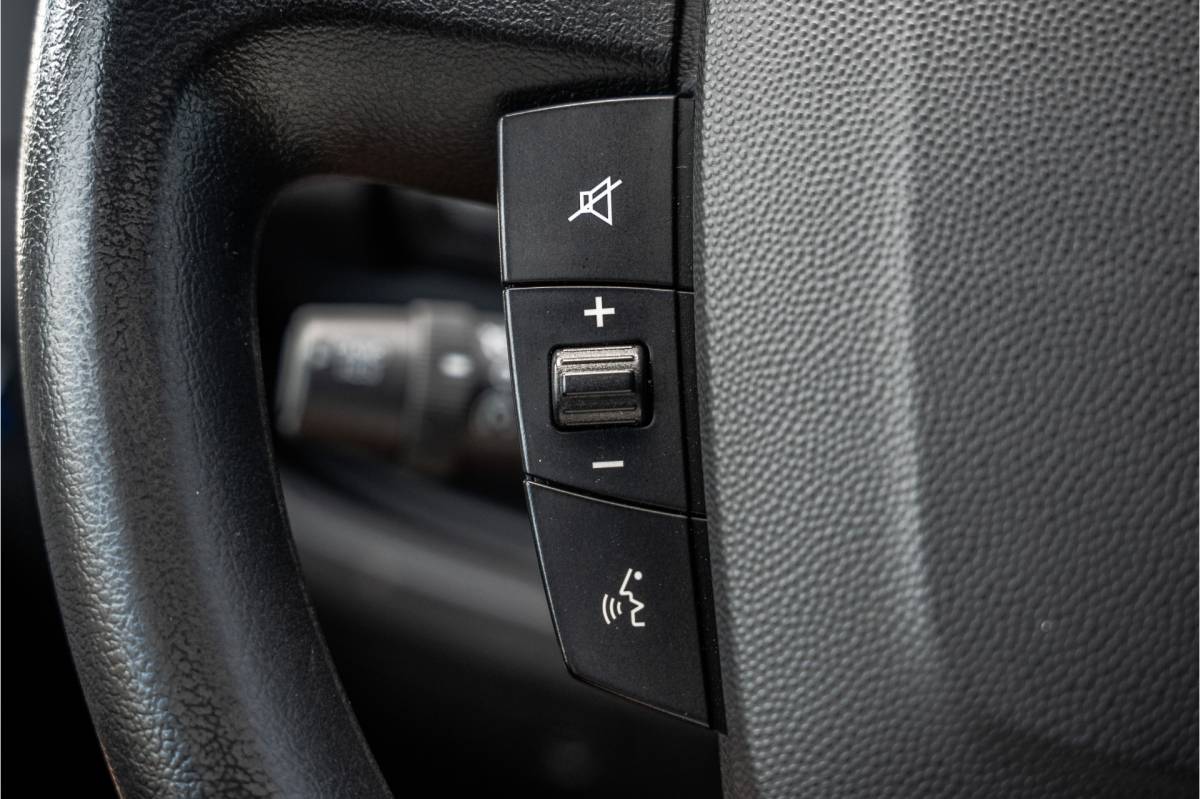 Peugeot Boxer Peugeot Boxer 2.2 BlueHDi 140 L2H2 | 140  PK | 3-Zits | Cruise | Camera | Navi | Airco