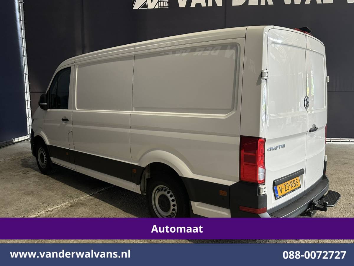 Volkswagen Crafter Volkswagen Crafter 2.0 TDI 141pk Automaat L3H2 L2H1 Euro6 Airco | Camera | Apple Carplay | 3000kg Trekhaak | Cruisecontrol Android Auto, Stoelverwarming, Parkeersensoren, Bijrijdersbank