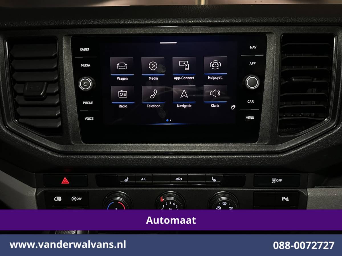 Volkswagen Crafter Volkswagen Crafter 2.0 TDI 141pk Automaat L3H2 L2H1 Euro6 Airco | Camera | Apple Carplay | 3000kg Trekhaak | Cruisecontrol Android Auto, Stoelverwarming, Parkeersensoren, Bijrijdersbank