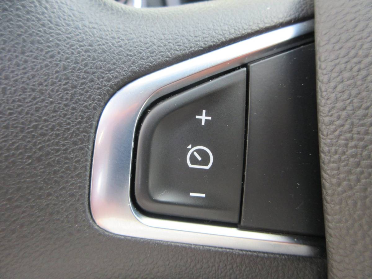 Renault Master Renault MASTER T35 2.3 dCi 150 L2H2 DC 7 persoons dubbel cabine