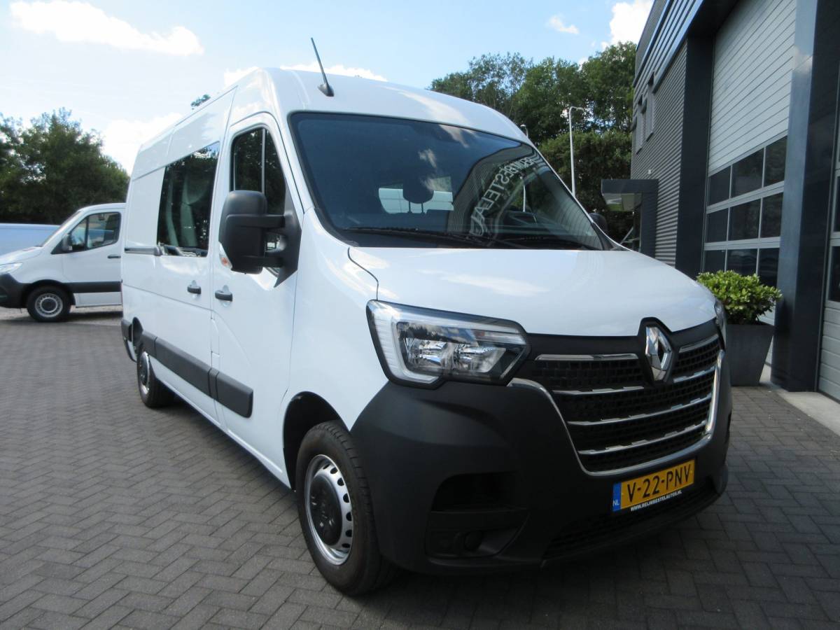 Renault Master Renault MASTER T35 2.3 dCi 150 L2H2 DC 7 persoons dubbel cabine