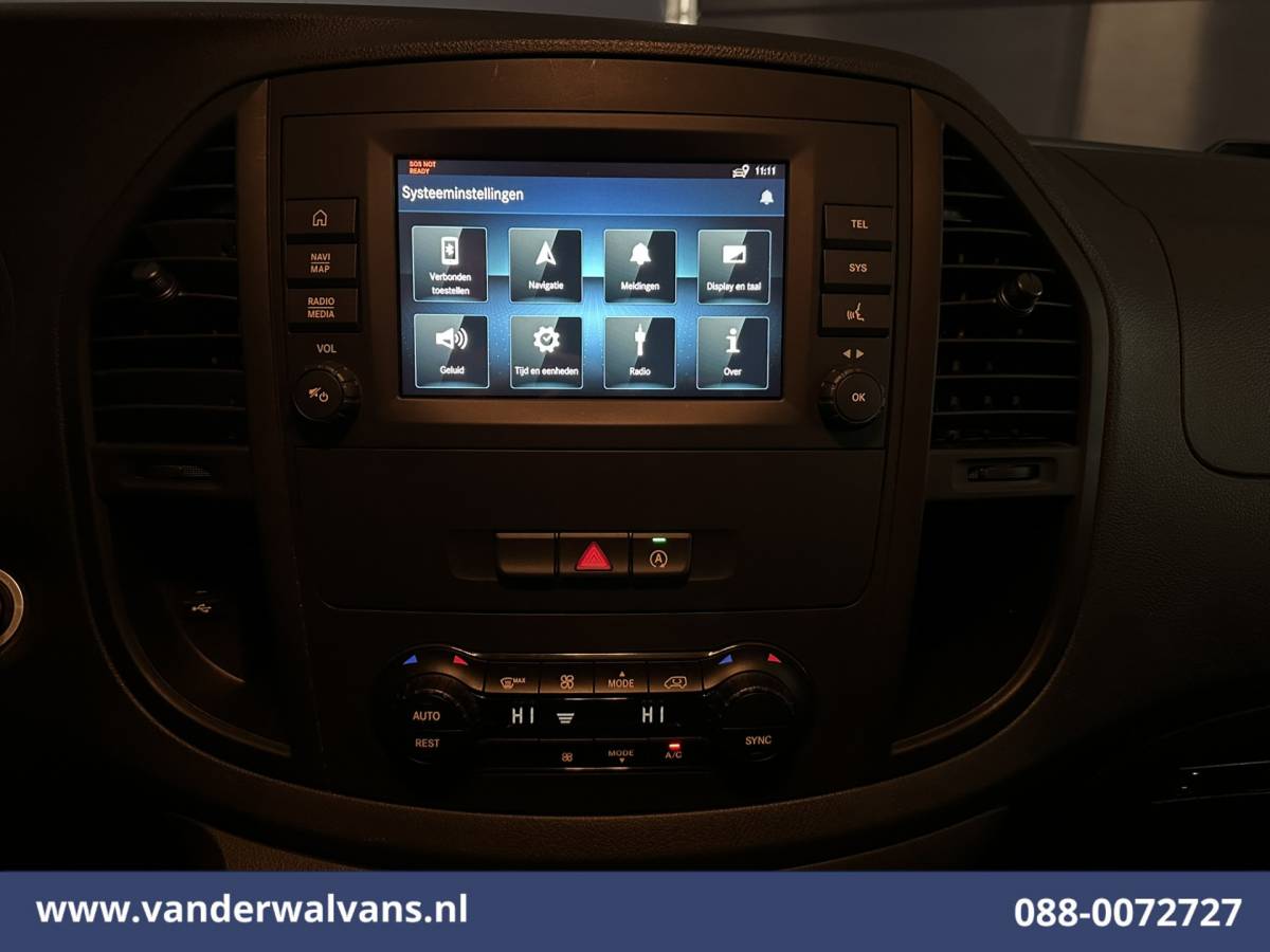 Mercedes-Benz Vito Mercedes-Benz Vito 110 CDI 102pk L2H1 Euro6 Airco | Imperiaal | Camera | Navigatie | Trekhaak | Apple Carplay | Cruisecontrol Android Auto, Parkeersensoren, Bijrijdersbank, Achterklep