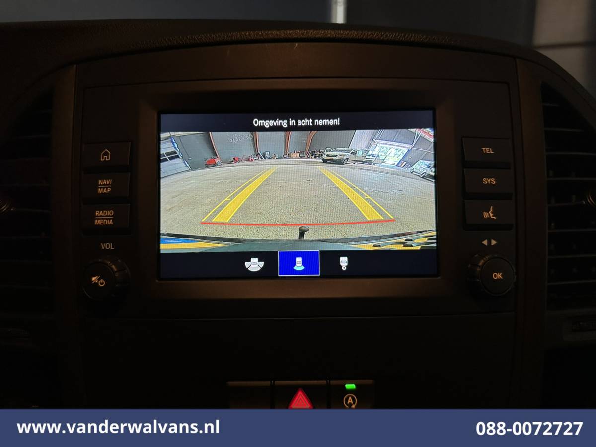 Mercedes-Benz Vito Mercedes-Benz Vito 110 CDI 102pk L2H1 Euro6 Airco | Imperiaal | Camera | Navigatie | Trekhaak | Apple Carplay | Cruisecontrol Android Auto, Parkeersensoren, Bijrijdersbank, Achterklep