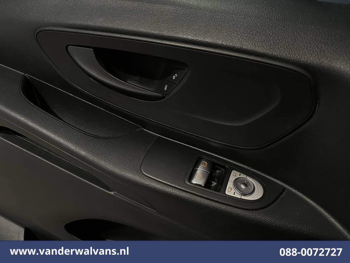 Mercedes-Benz Vito Mercedes-Benz Vito 110 CDI 102pk L2H1 Euro6 Airco | Imperiaal | Camera | Navigatie | Trekhaak | Apple Carplay | Cruisecontrol Android Auto, Parkeersensoren, Bijrijdersbank, Achterklep